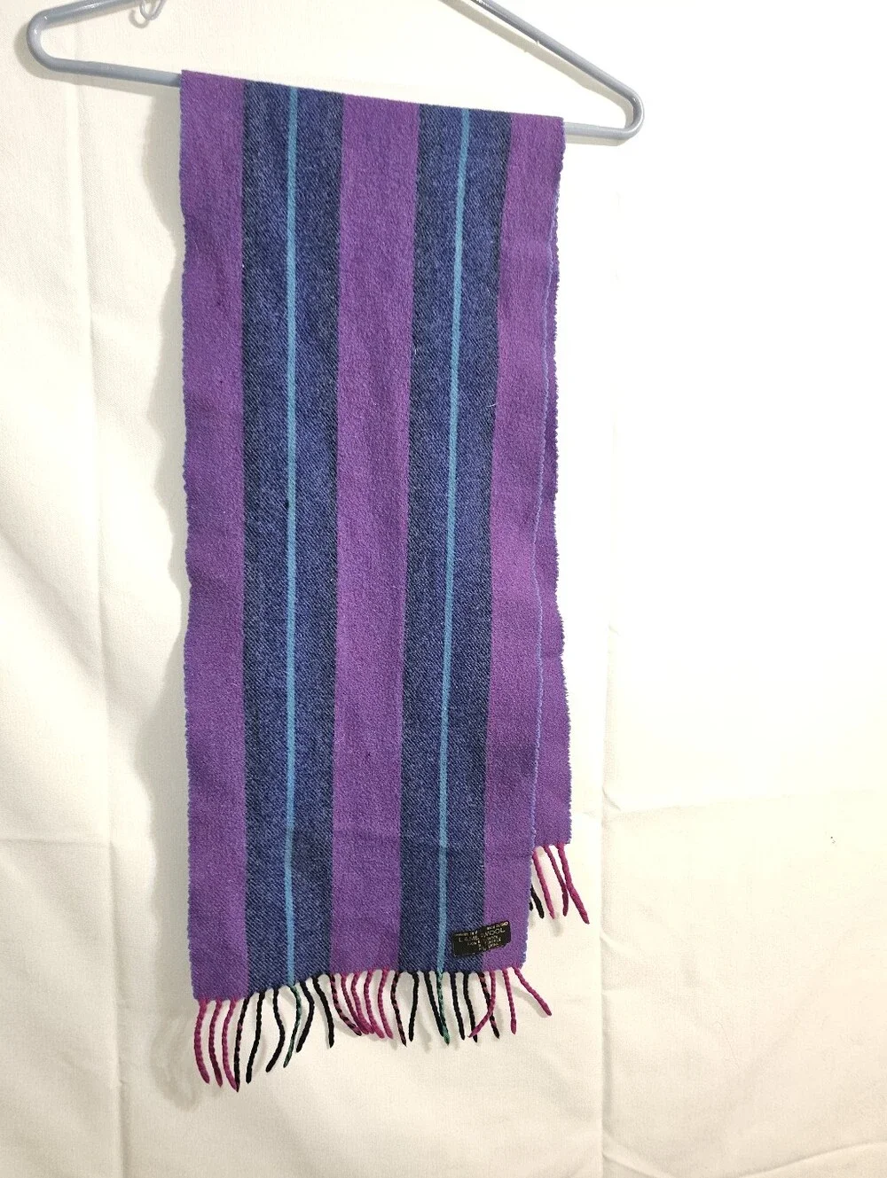 Premium lambs wool/ Classic vertical striped pattern Fringed ends